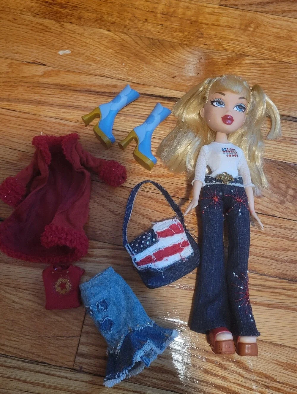 Bratz Independence Limited Collector's Edition 2003 Cloe Doll